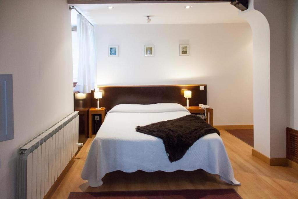 Liérganes Gastro Hotel La Giraldilla חדר תמונה