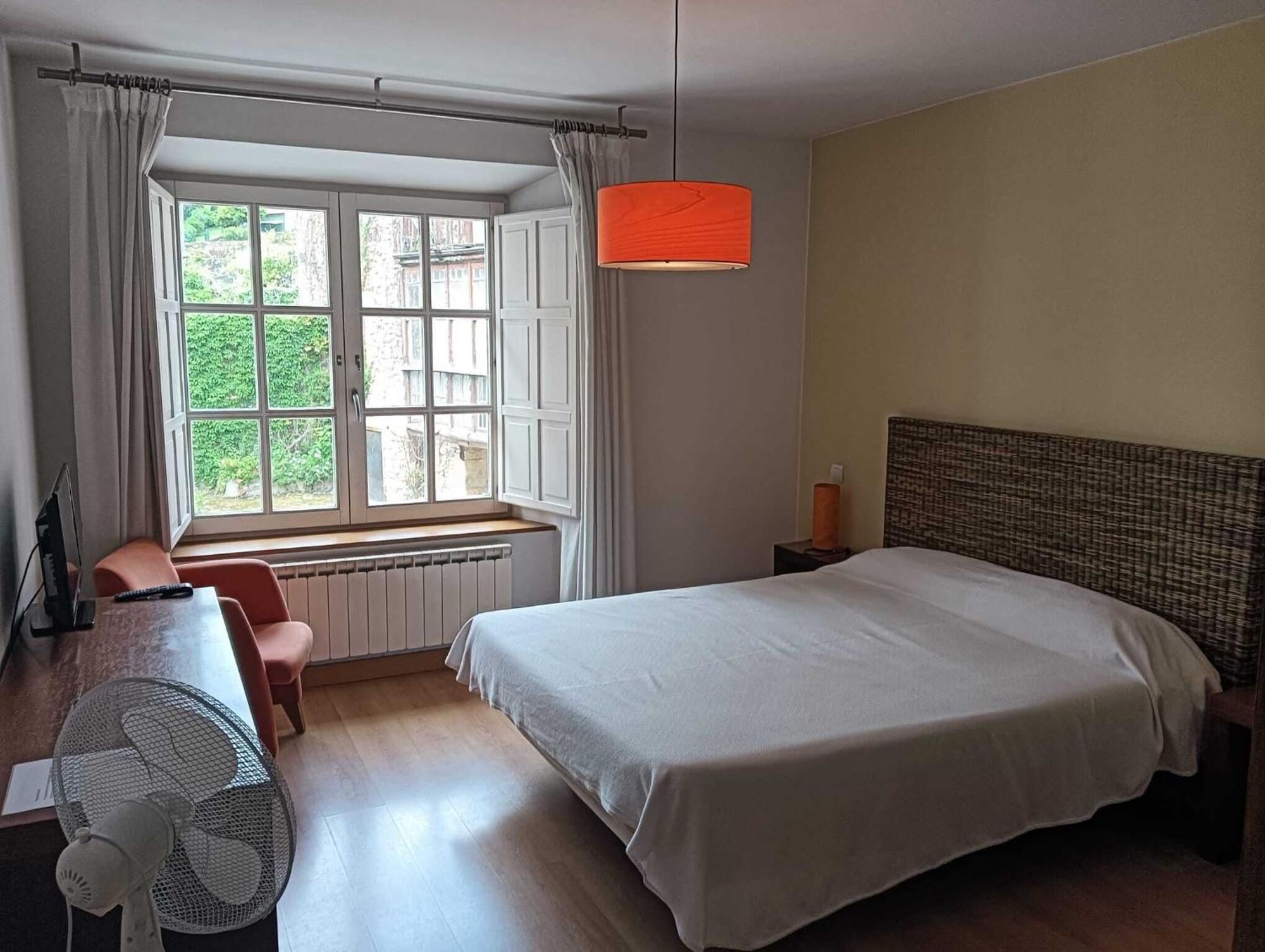 Liérganes Gastro Hotel La Giraldilla חדר תמונה